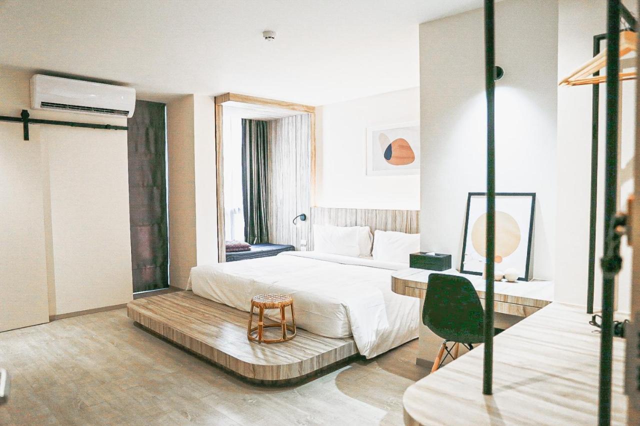 Homitel Bangkok Hotel Luaran gambar