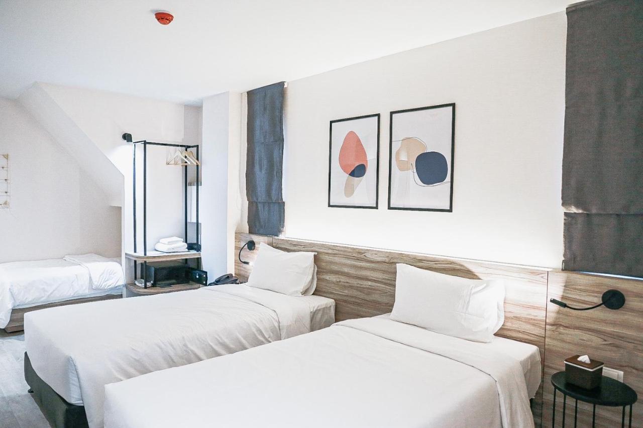 Homitel Bangkok Hotel Luaran gambar