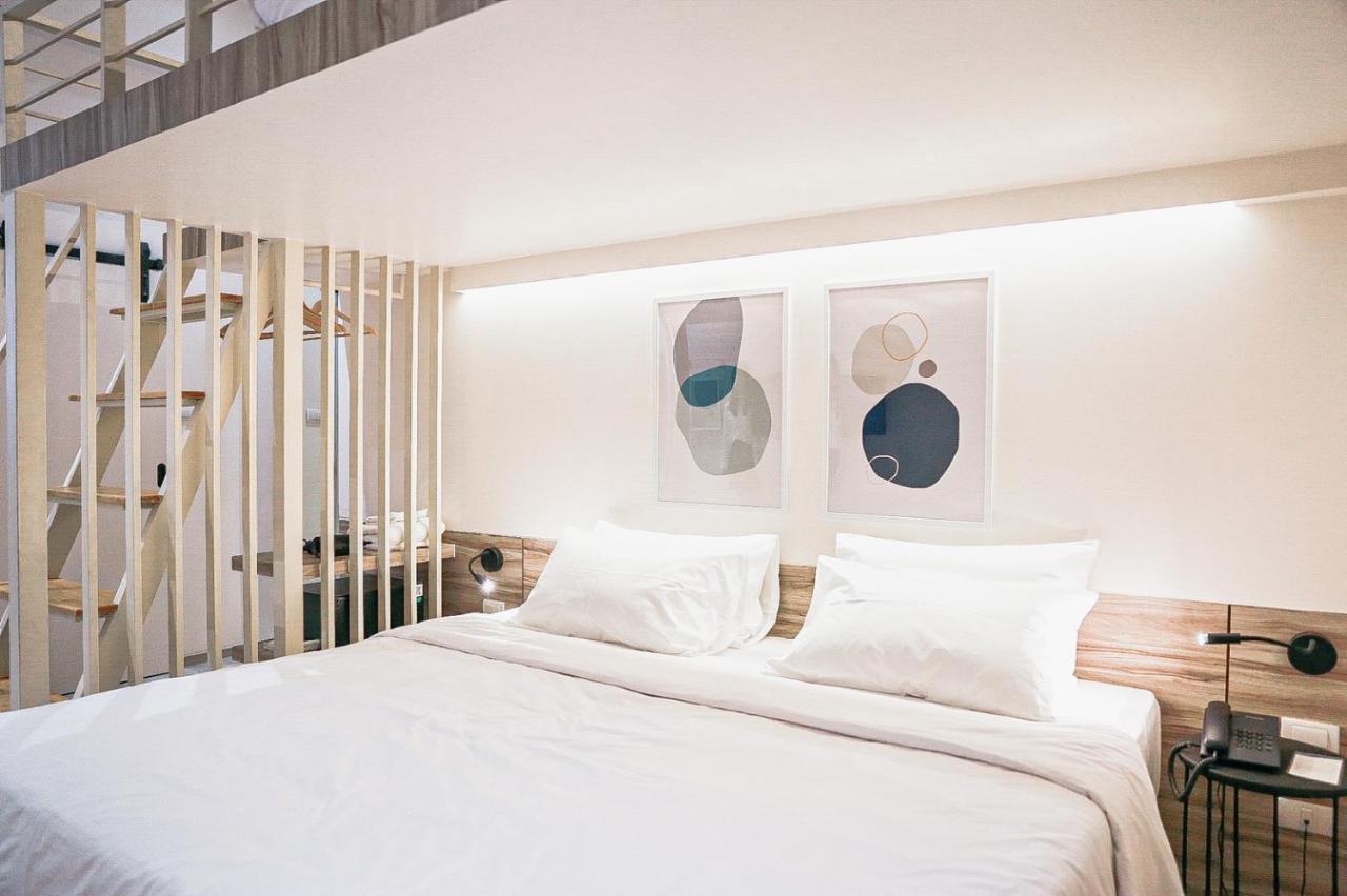 Homitel Bangkok Hotel Luaran gambar