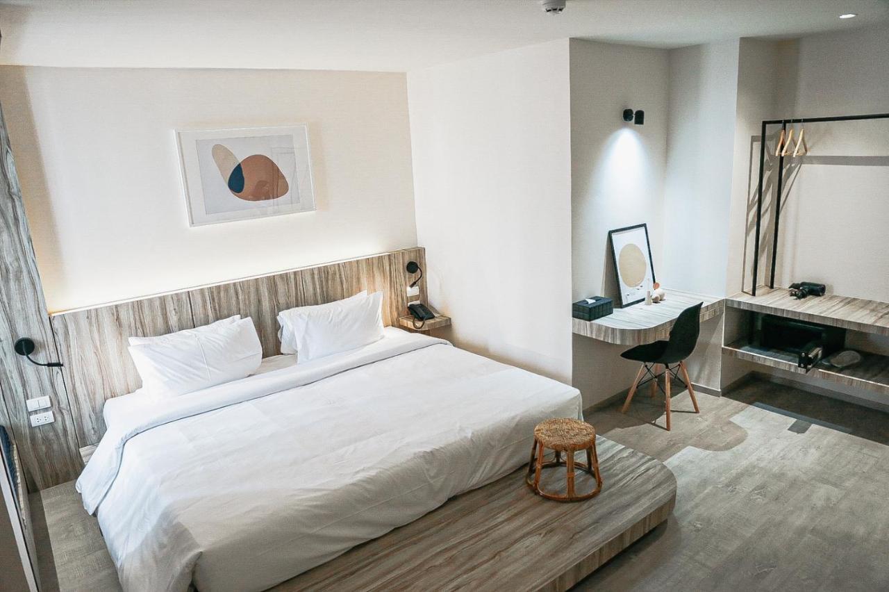 Homitel Bangkok Hotel Luaran gambar