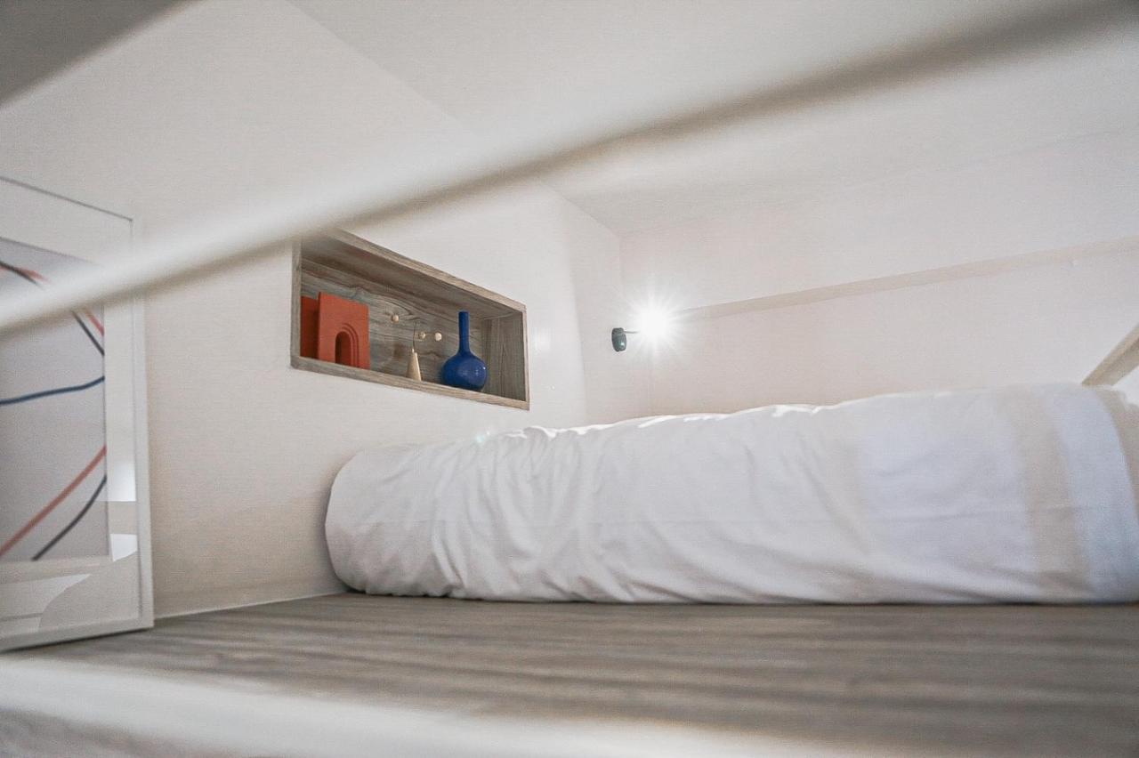 Homitel Bangkok Hotel Luaran gambar