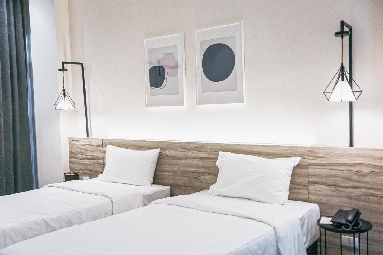 Homitel Bangkok Hotel Luaran gambar